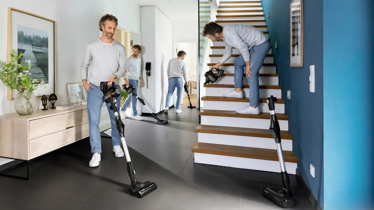 Bosch BSS715FRSH steelstofzuiger & elektrische bezem 2-in-1-steelstofzuiger Batterij/Accu Droog Zakloos 0,3 l Zwart, Zilver 5 Ah - Afbeelding 4